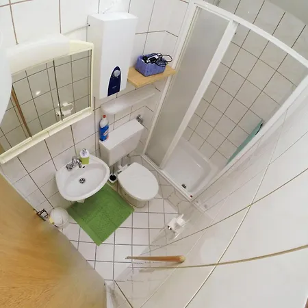Apartment Mit Grill, Terrasse Und Garten *