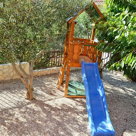 Mit Grill, Terrasse Und Garten Apartment Trogir